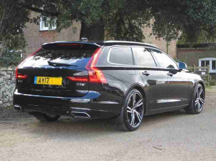 Volvo V90 D5 AWD R-Design Geartronic with Panoramic Sunroof