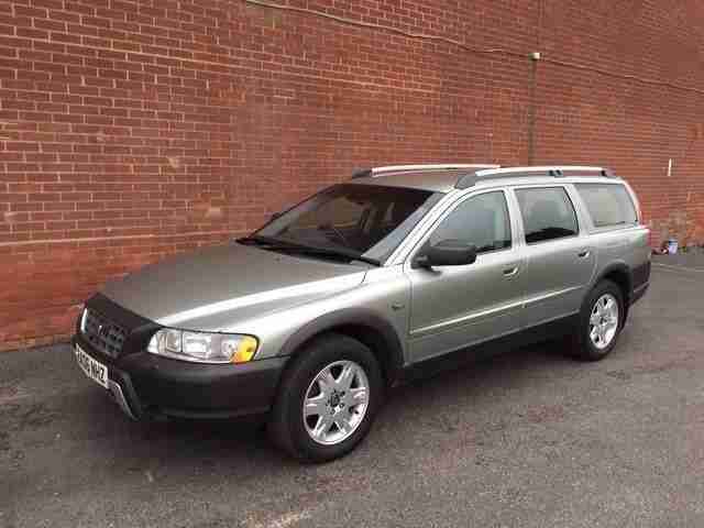 Volvo XC70 2.4 AWD 185 X country 2006 D5 SE Automatic Estate