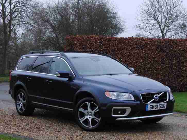 Volvo XC70 SE. Volvo car from United Kingdom
