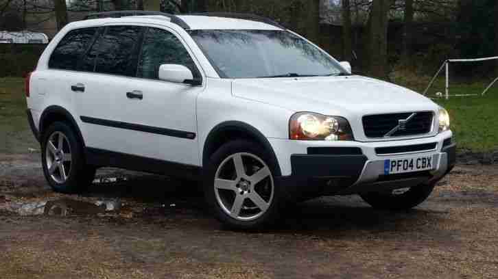 Volvo XC90 2.4TD D5 Geartronic 4WD FSH + SAT NAV + LEATHER SEATS