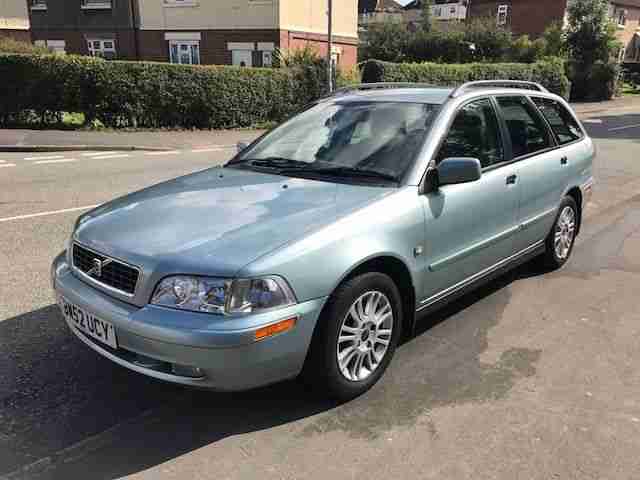 v40 SE Estate 1.6 16v Manual Low