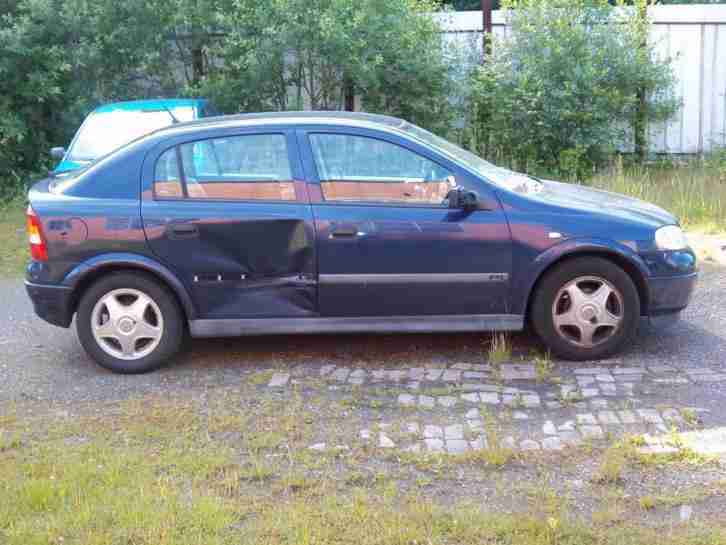 W Reg Vauxhall/Opel Astra 1.6i 16v ( a/c ) Club SPARES/REPAIR