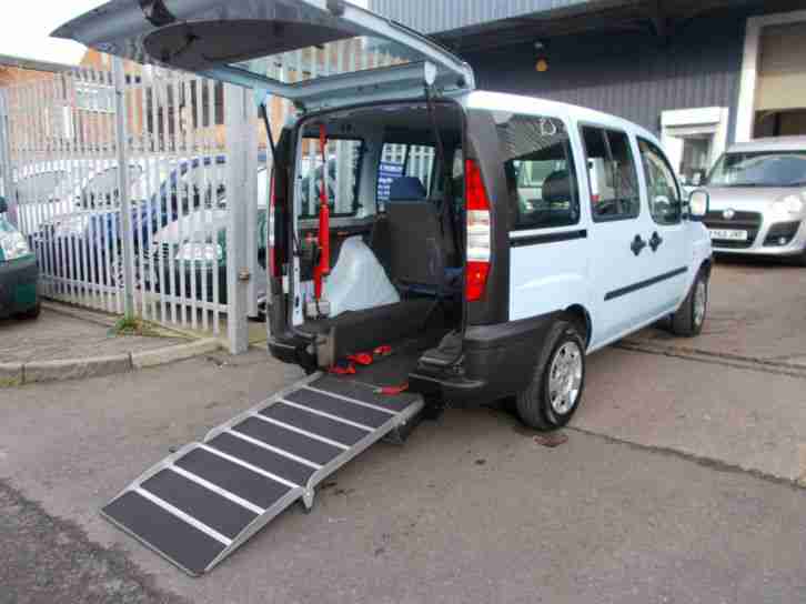 Wheelchair accessible 1.3 Diesel Doblo with only 27,000 miles and winch fitted