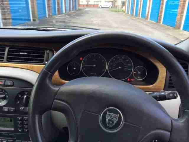 X type Jaguar 2.5 Manual
