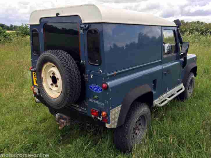 a very straight 97/R Land Rover Defender 90 300tdi hardtop+long MOT+drives well