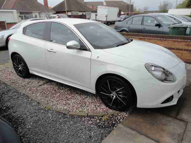 alfa romeo giulietta cloverleaf