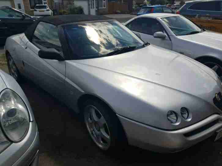 Alfa romeo spider twin spark