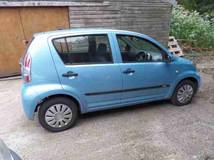 cars daihatsu sirion