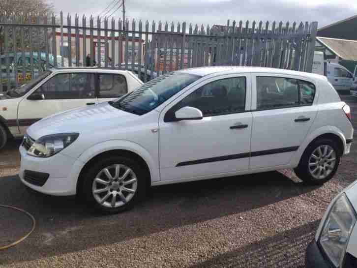 cheap!! Vauxhall Astra CDTI 1700