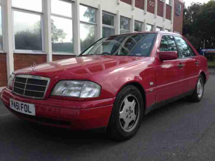 classic Mercedes c 220 sport mint interior