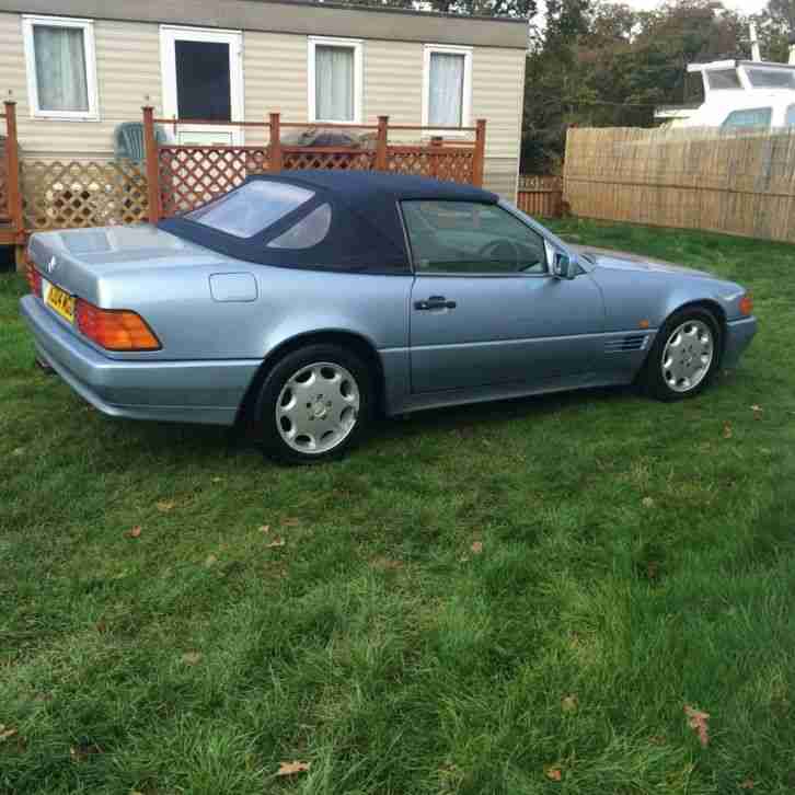 classic mercedes sl 500 in stunning condition
