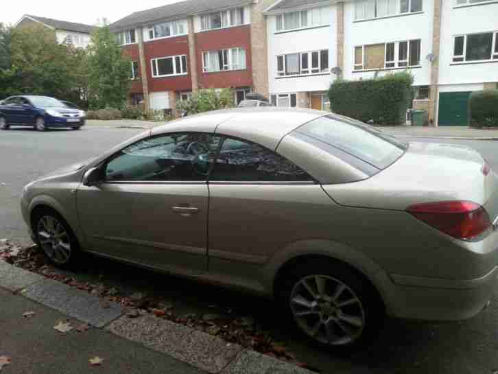 Convertible vauxhall astra 2007