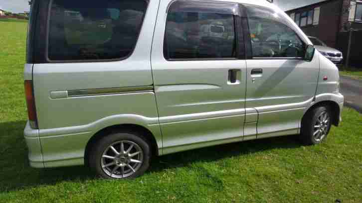 daihatsu atrai 7 m.p.v