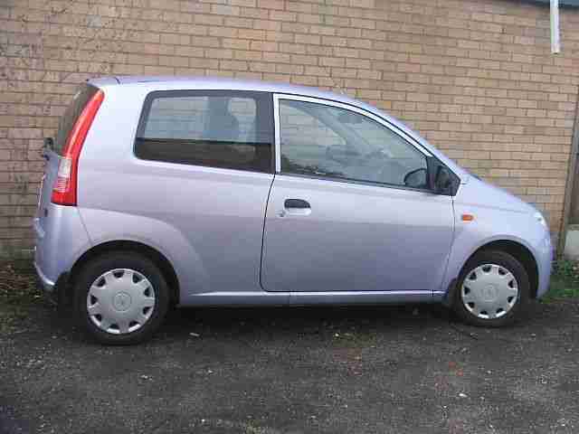 daihatsu charade989cc auto low miles