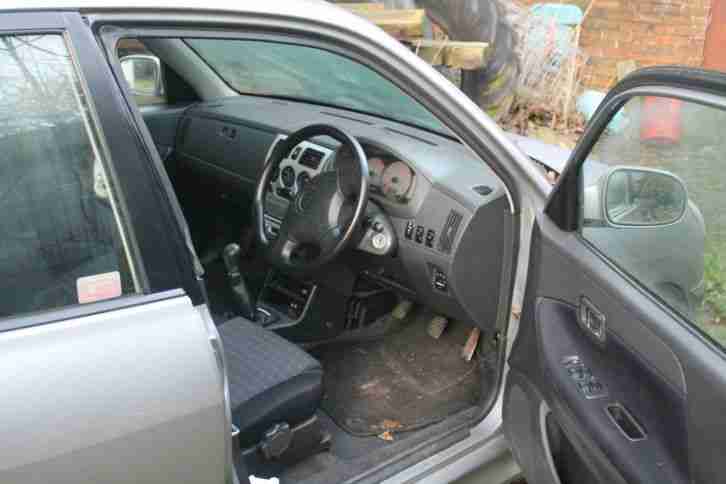 daihatsu sirion 1.3 sl 5 speed petrol with abs