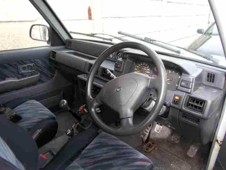 daihatsu sports track excellent mot drives excellent