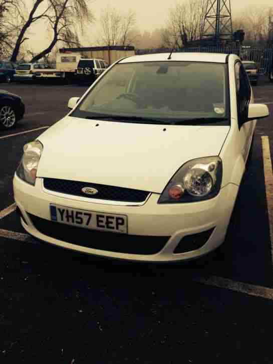 fiesta 1.25 zetec (climate) 3 door white