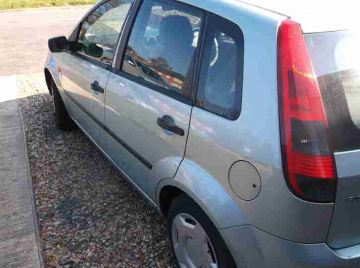 ford fiesta finesse semi-auto 2003
