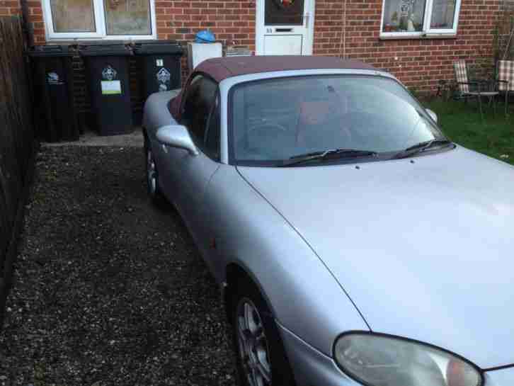import mx5 only 19000 miles (eunos,