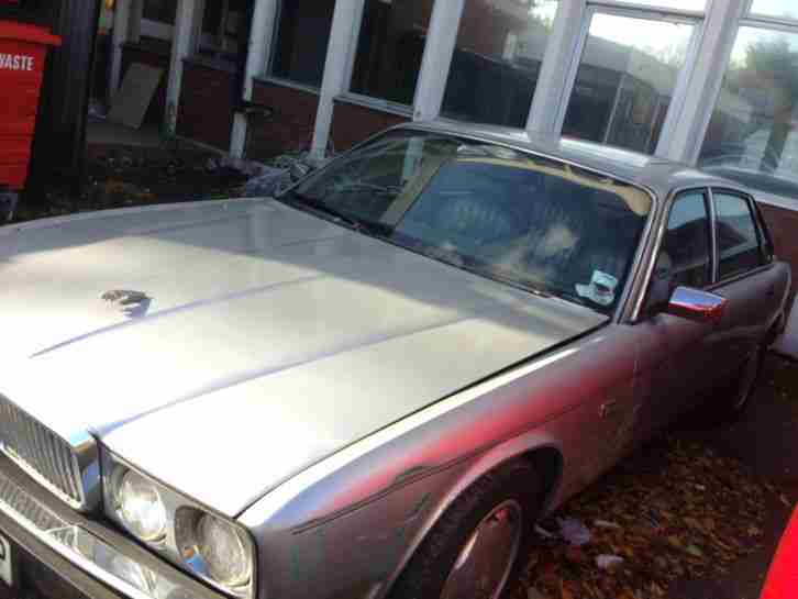 jaguar xj6 4.0 auto saloon very good engine and gear box