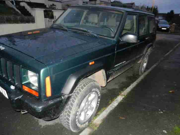 Jeep cherokee 2.5 turbo diesel sport left hand drive Lhd spanish plates air con