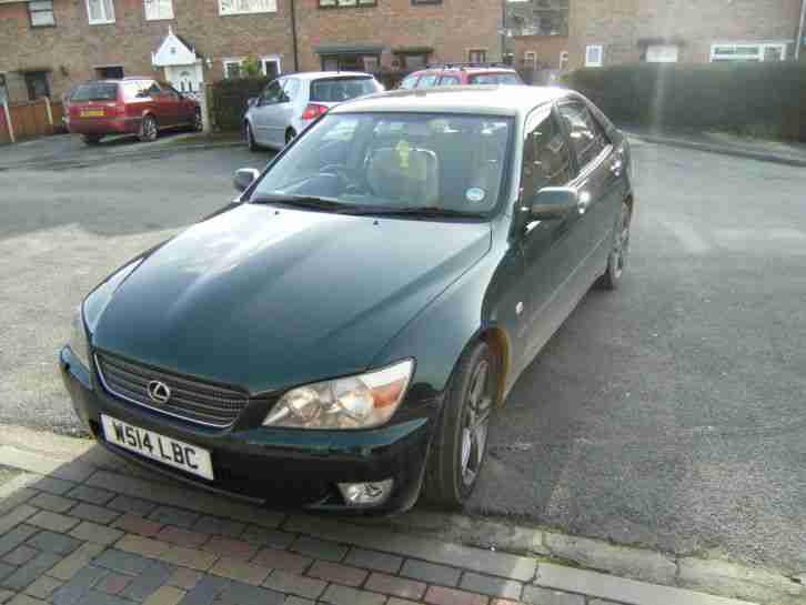 lexus is200