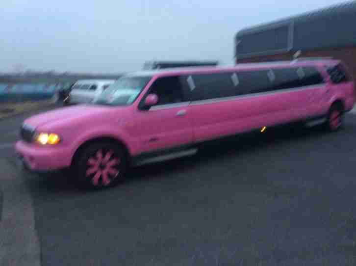 limousine limo navigator not hummer