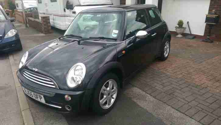 mini one 2005 55reg black metalic