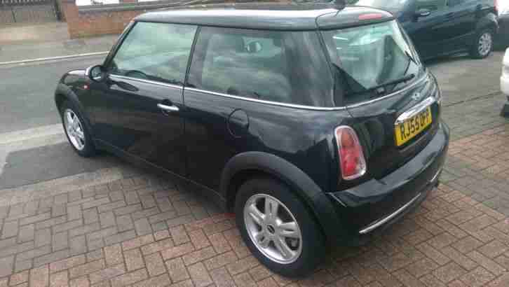 mini one 2005 55reg black metalic
