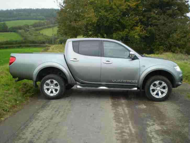 Mitsubihi l 200 warrior doublecab euro 5 2014 very low miles one owner from new