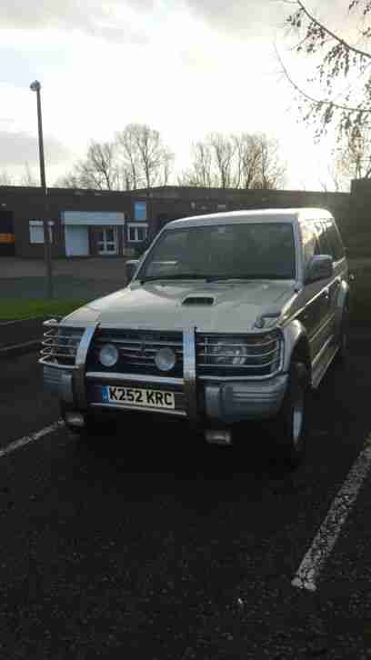 mitsubishi pajero 2.8 lwb