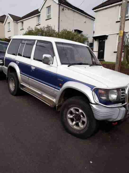 mitsubishi pajero exceed