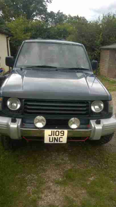 Mitsubishi pajero swb