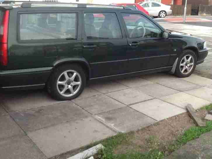 mot and taxed v70