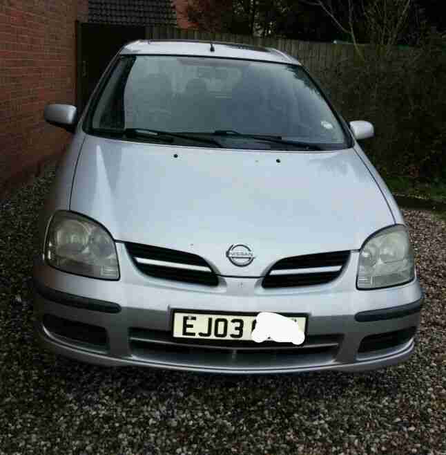 nissan almera tino car