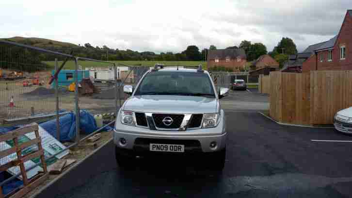 nissan navara d40 double cab pickup 2009