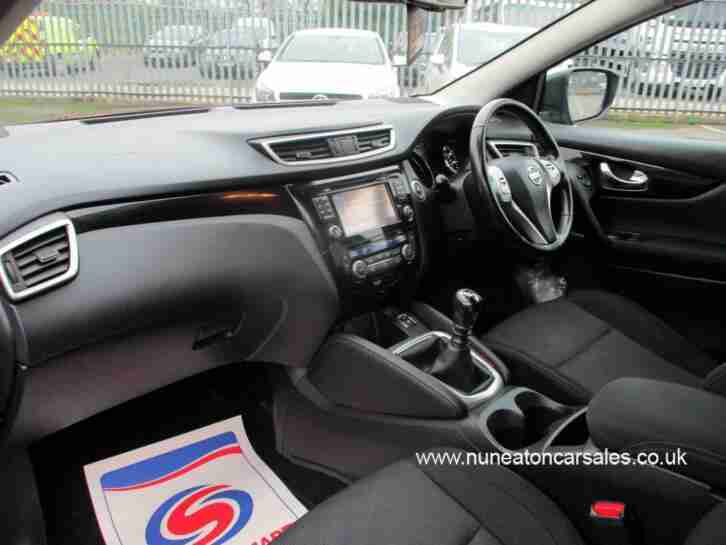 NISSAN QASHQAI DCI N-TEC Red Manual Diesel, 2015