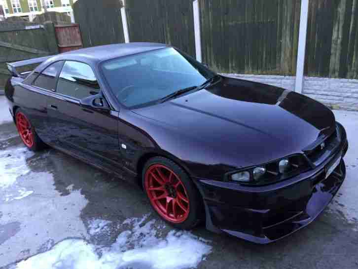 nissan skyline r33 gtr midnight purple