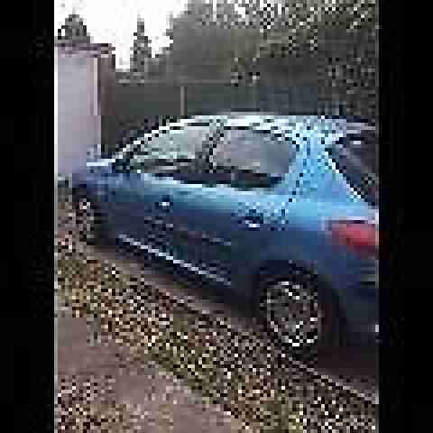 peugeot 206 spares or repairs 1998 1360cc