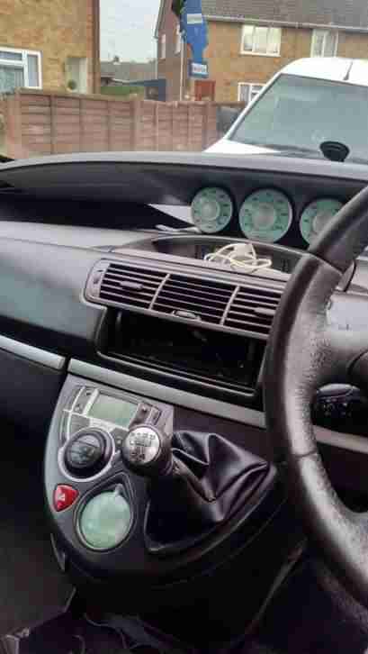 peugeot 807 2003 2.2 8 seater family car