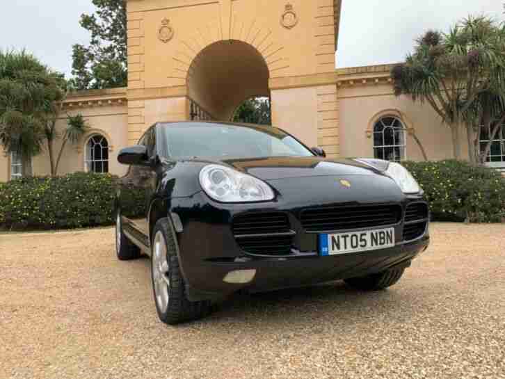 Porsche Cayenne 3.2 v6 2005 Fantastic car, long mot in black