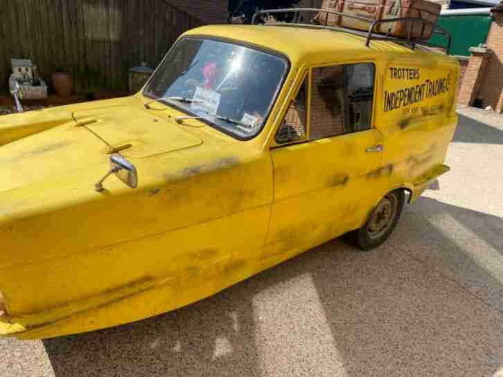 Robin Reliant Regal supervan Delboy