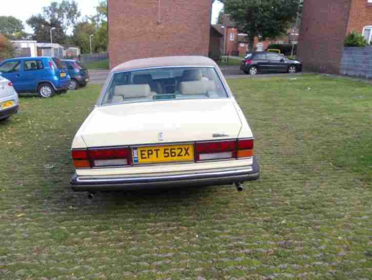 rolls royce silver spur