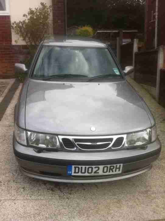 saab 93 2.0turbo 2002 air con, alarm, alloy. cruise control