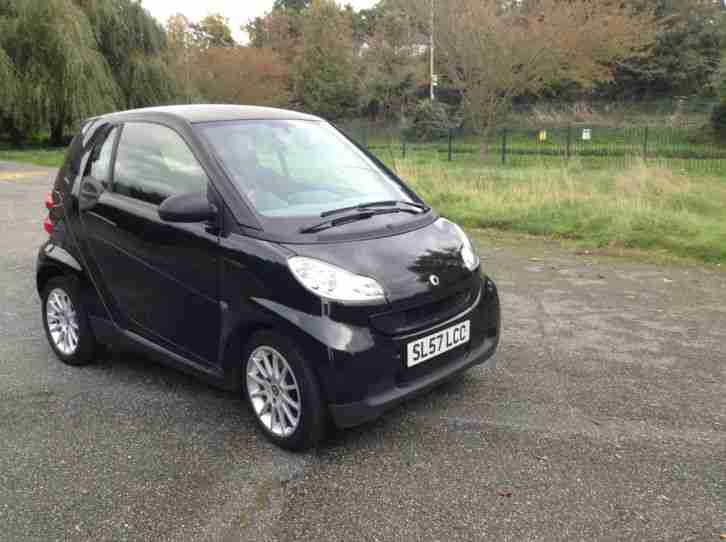 smart car for two 1.0 litre - black - 57 plate NEW SHAPE !! QUICK