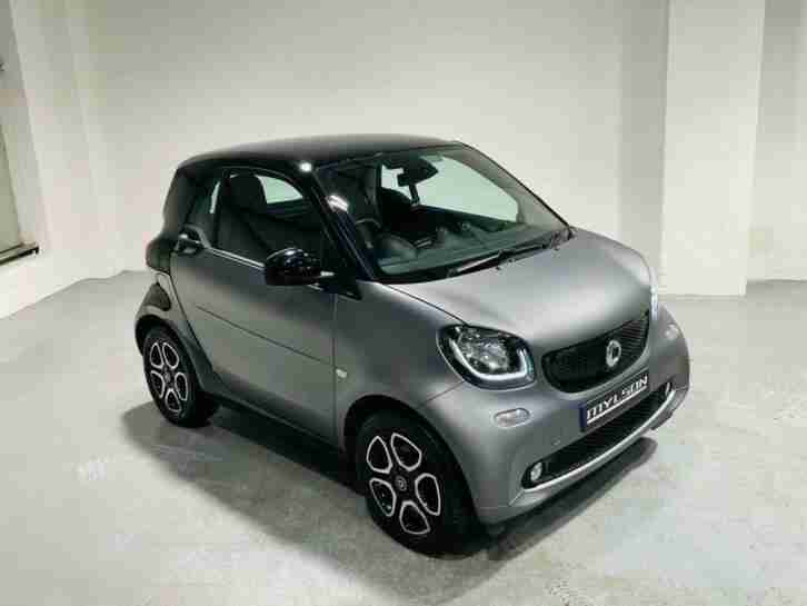 Smart FORTWO 1.0. Smart car from United Kingdom