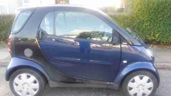 fortwo 698cc engine blue two door