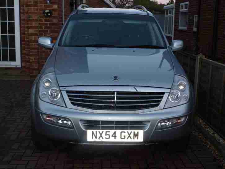 ssangyong rexton 4x4 rx270 s 2.7 td 5 speed manual silver