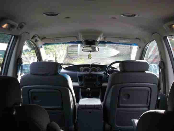 ssangyong rodius