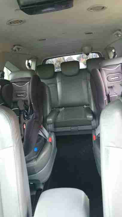 ssangyong rodius 7 seater